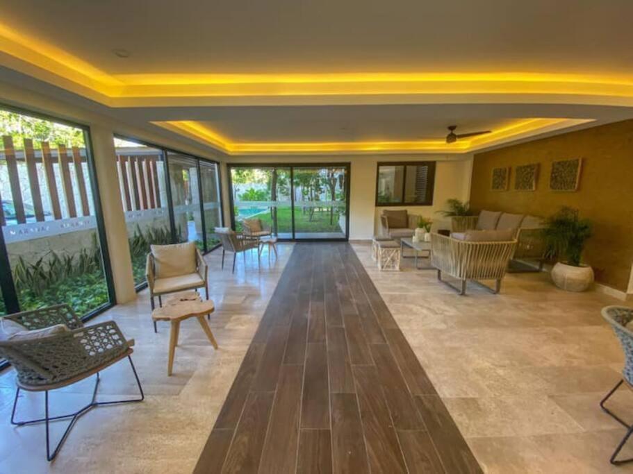 Suit Next To The Common Top Roof Exclusive Building Kingsize Bed 2 Super Pools, Gym, Grill Тулум Екстериор снимка