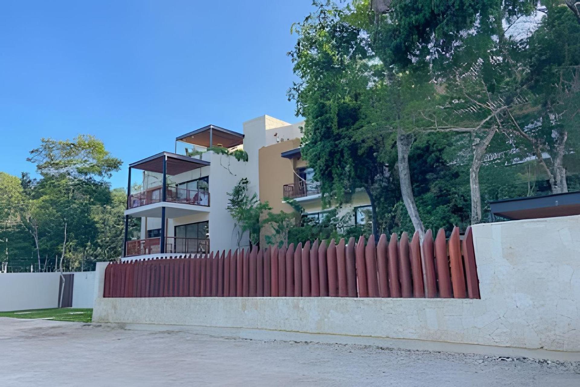 Suit Next To The Common Top Roof Exclusive Building Kingsize Bed 2 Super Pools, Gym, Grill Тулум Екстериор снимка
